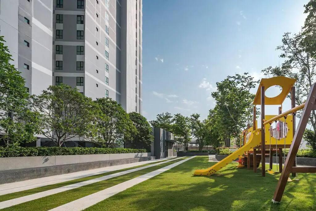 Sea View 2 Bed Room Condo @ Central Pattaya Bagian luar foto