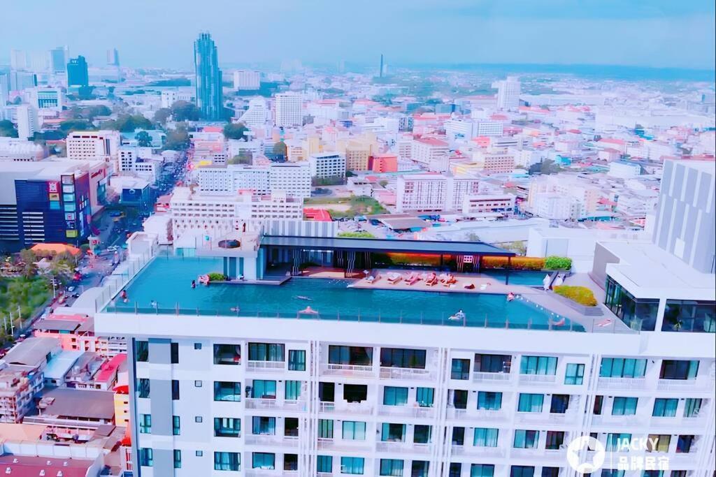 Sea View 2 Bed Room Condo @ Central Pattaya Bagian luar foto
