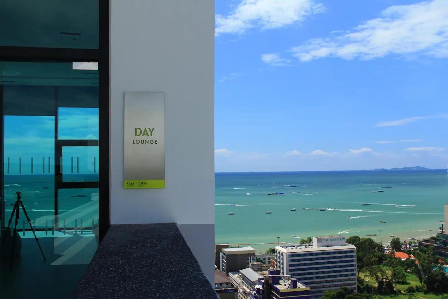 Sea View 2 Bed Room Condo @ Central Pattaya Bagian luar foto